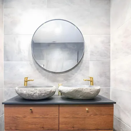 Апартаменти Fantastic Townhouse Aloha Na *