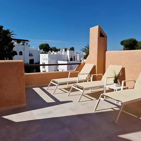 Апартаменти Fantastic Townhouse Aloha Na